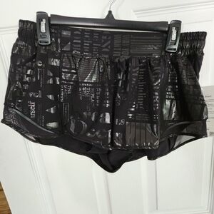 Lululemon athletica Mantra Hottie Hot Shorts